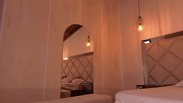 Snapshot of DominiqueVega chatting on 05-16-26, 12:07 DominiqueVega online show from 05-16-26, 12:07