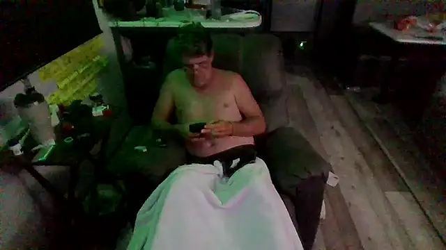 Snapshot of lateniter chatting on 09-14-25, 05:28 lateniter online show from 09-14-25, 05:28