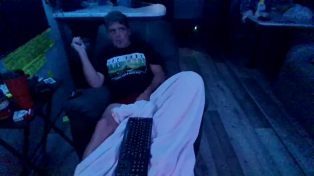 Snapshot of lateniter chatting on 09-20-25, 11:00 lateniter online show from 09-20-25, 11:00