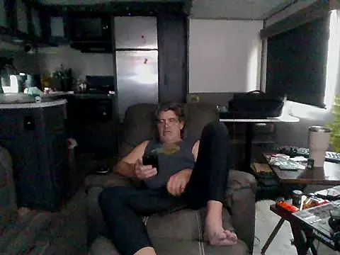 lateniter online show from 12-18-25, 02:56