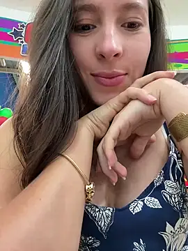 LittleDoll    online show from 02-07-25, 04:14