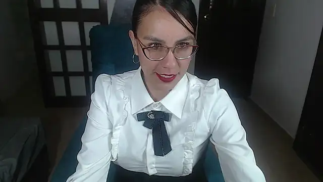 Snapshot of Agata-Moon chatting on 01-27-25, 02:57 Agata-Moon online show from 01-27-25, 02:57