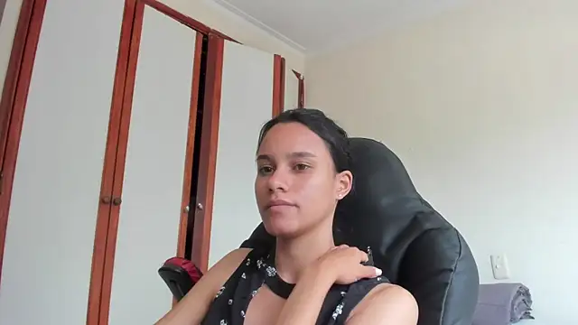 SamanthaWatson online show from 03-15-25, 05:26