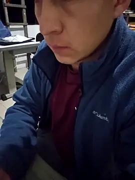 Snapshot of 97banana chatting on 03-21-25, 12:18 97banana online show from 03-21-25, 12:18