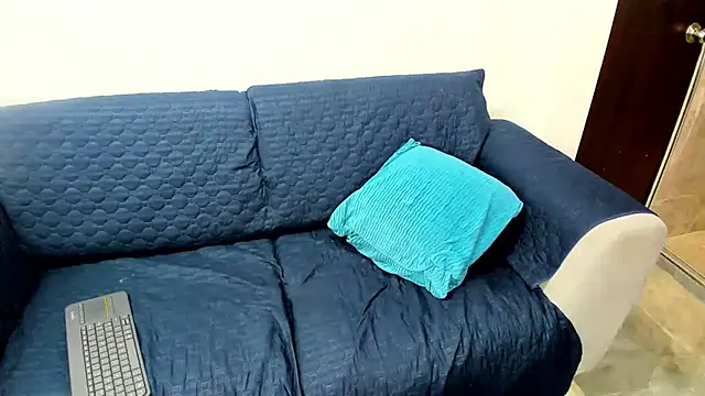 Luna Dumont online show from 02-15-25, 06:01