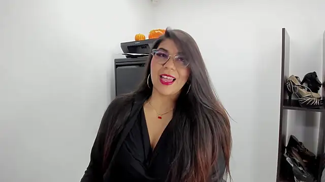 Luna Dumont online show from 11-10-25, 11:20