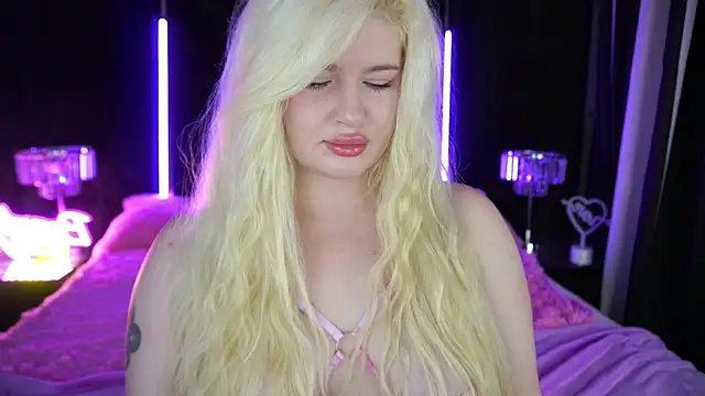 CocoSecretss online show from 12-19-24, 07:51