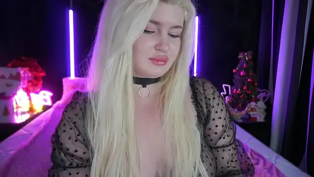 CocoSecretss online show from 12-25-24, 11:11