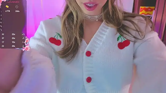 NATAASHA    online show from 09-18-25, 03:19