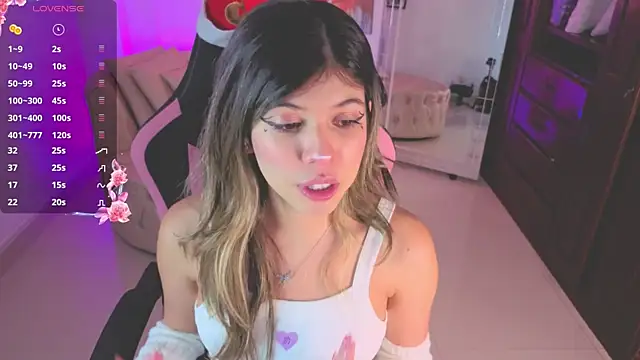 NATAASHA    online show from 12-19-25, 03:24