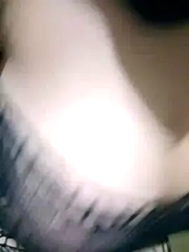 Snapshot of perfect_cums chatting on 03-27-26, 08:52 perfect cums online show from 03-27-26, 08:52