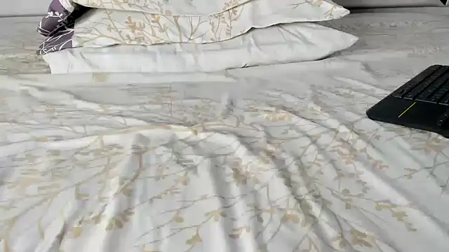 maybelline69 online show from 09-16-25, 08:21