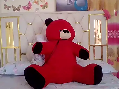 Snapshot of slybin_ chatting on 12-26-24, 06:41 slybin online show from 12-26-24, 06:41