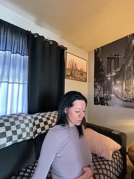 SidneyRaee online show from 12-06-24, 04:49