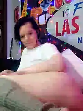 SidneyRaee online show from 02-05-25, 08:14