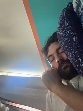 jotomatias931388 online show from 03-07-26, 02:58