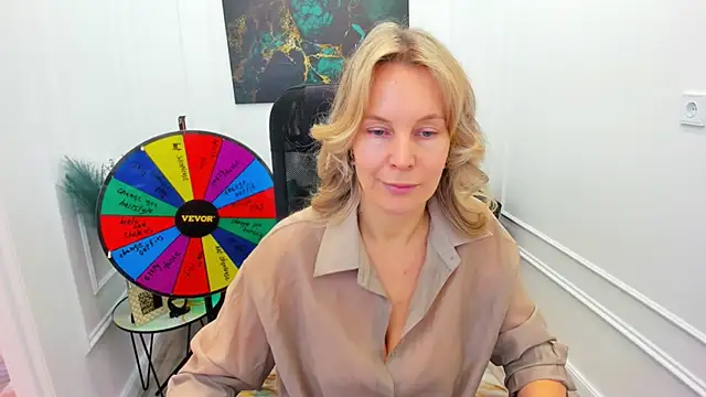 Sinty Devis online show from 03-19-26, 04:38