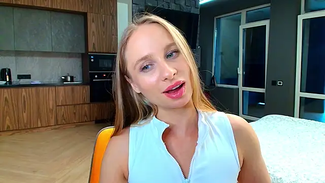 Snapshot of Mad1en chatting on 05-30-26, 01:30 Mad1en online show from 05-30-26, 01:30