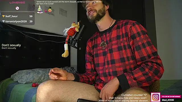 Snapshot of just_maxii chatting on 12-29-24, 02:27 just maxii online show from 12-29-24, 02:27