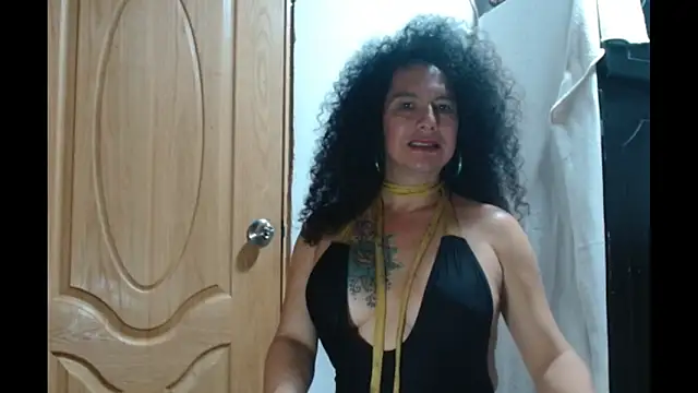 abbycrespa online show from 02-17-25, 08:04