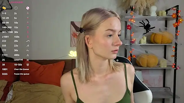 IdaValenti online show from 11-06-25, 11:04