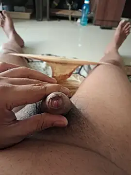 dirtybearr online show from 12-21-25, 04:19