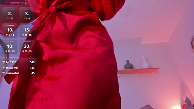 Snapshot of moll1e_ chatting on 02-17-25, 05:53 moll1e online show from 02-17-25, 05:53