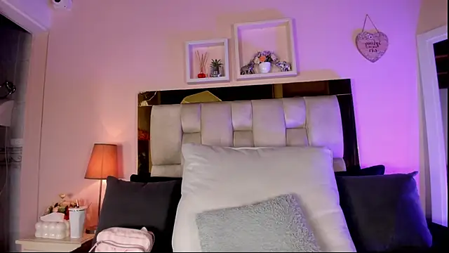 emmy r online show from 04-22-26, 12:07