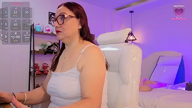 lady nylon  online show from 03-17-26, 11:35