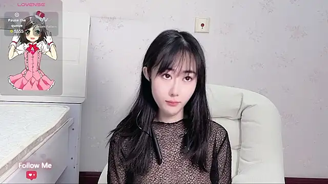 qiqi-- online show from 12-14-24, 07:40