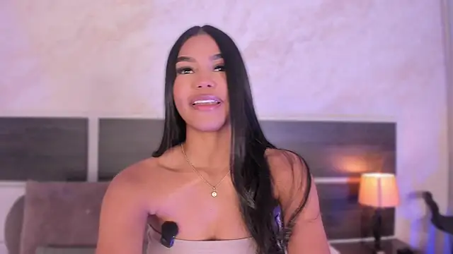 Snapshot of chloe_sullivannn chatting on 01-12-26, 08:03 chloe sullivannn online show from 01-12-26, 08:03