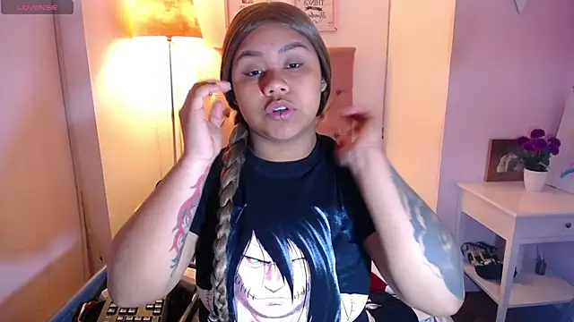 Nahom1  online show from 12-04-25, 08:17