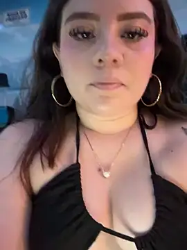 Jullieetta online show from 07-27-26, 11:01