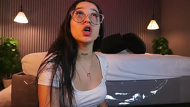 EriKlein online show from 04-10-26, 07:18