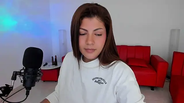 Luci Amore online show from 03-18-26, 01:53