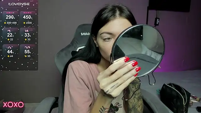 Mariella Adamss online show from 11-18-25, 12:53