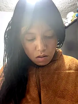 emily rosse04 online show from 11-06-25, 11:11