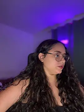 CurlyGirl 1 online show from 05-17-26, 01:14