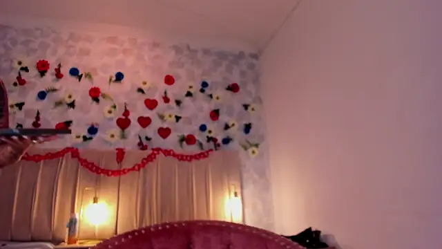 samara smithh online show from 02-28-25, 05:37