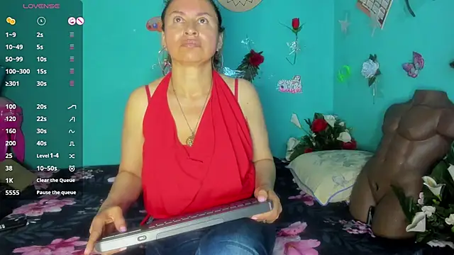 SheraHadee online show from 03-13-26, 01:56