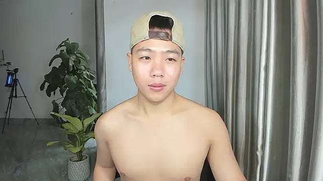 Oliver Nl online show from 03-20-25, 03:13