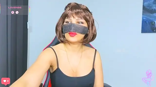 Snapshot of Turkish_Latina chatting on 02-12-26, 10:05 Turkish Latina online show from 02-12-26, 10:05