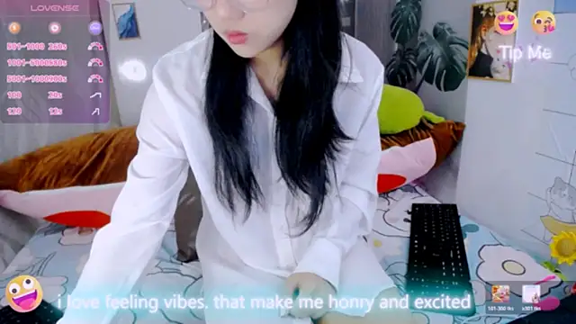 Ly   online show from 03-03-26, 04:40