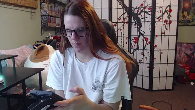 Snapshot of Sarahtineke chatting on 05-30-26, 03:42 Sarahtineke online show from 05-30-26, 03:42