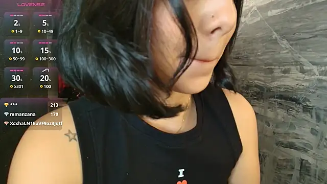 NicolRoss  online show from 02-26-25, 04:24