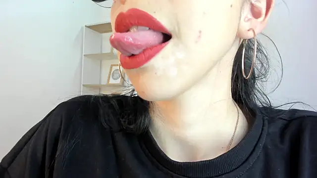 Katty mouth online show from 10-08-25, 08:39