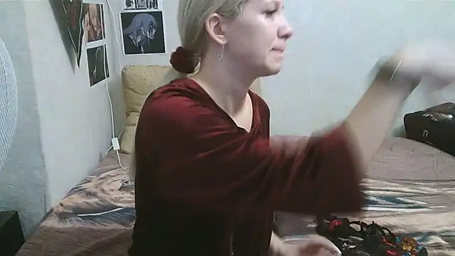 -GoldenGirl- online show from 02-06-25, 11:21