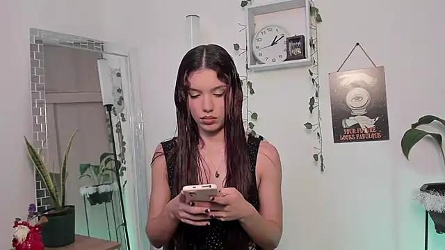 Snapshot of Emperatriiz chatting on 01-07-25, 06:14 Emperatriiz online show from 01-07-25, 06:14