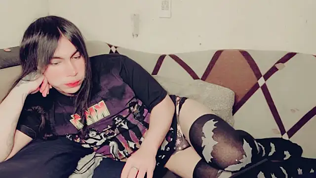 evelyntvsexy online show from 06-18-26, 06:57