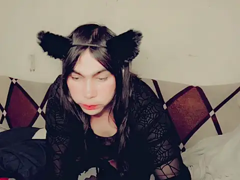 evelyntvsexy online show from 06-18-26, 09:19
